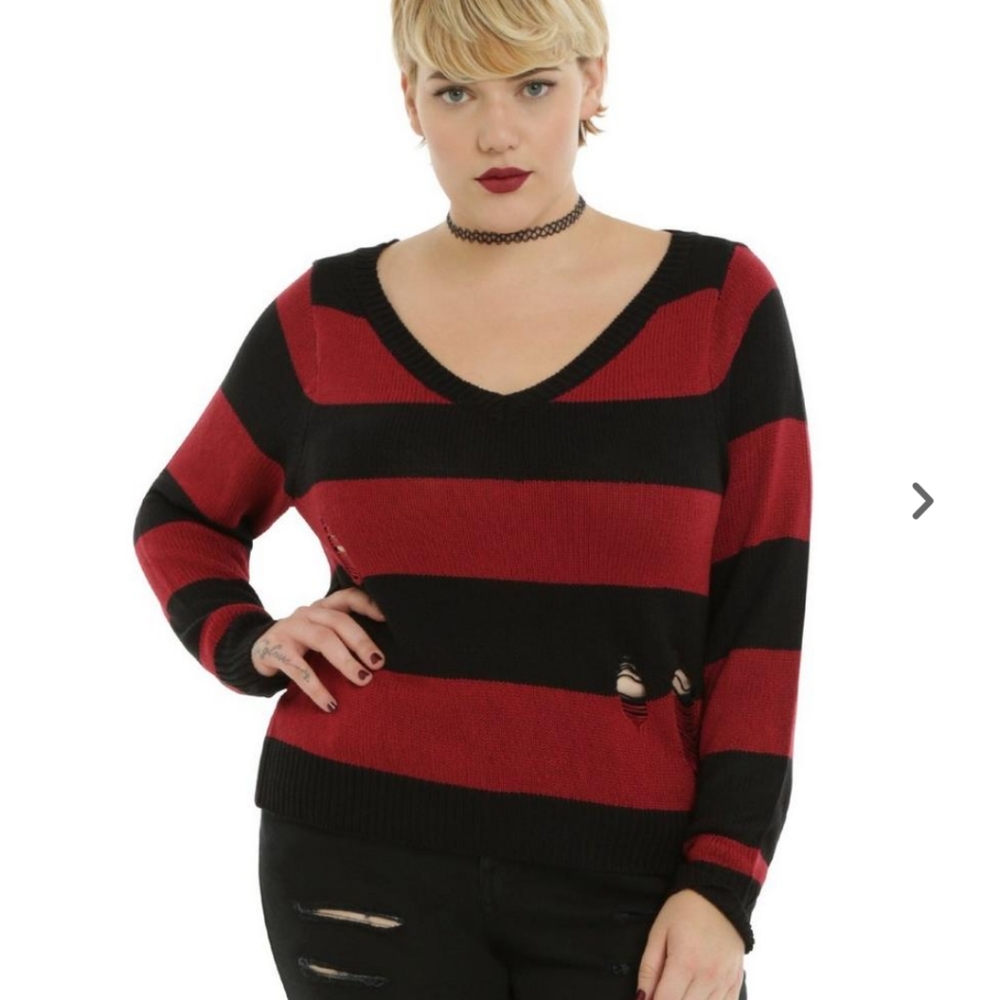 Hot Topic Adventure Time Marceline Destructed Girls Sweater Plus Size